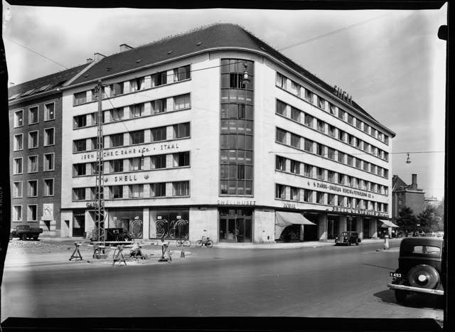 Firmaet Elfelt. Ophavsretsforvalter: Københavns Museum og Det Kgl. Bibliotek. Licens: CC BY (https://creativecommons.org/licenses/by/4.0/). Fra F-samlingen, negativ nr. ELF.DIV. 32398.